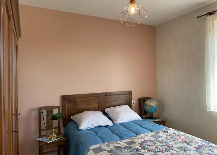 Сasa de vacaciones Champêtre Rénové Avec Wifi Et Parking à Pierrefitte-sur-loire, 2 - Fr-1-489-347 Pierrefitte-sur-Loire