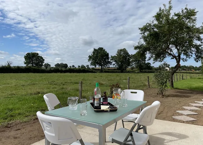 Champêtre Rénové Avec Wifi Et Parking à Pierrefitte-sur-loire, 2 - Fr-1-489-347 Сasa de vacaciones Pierrefitte-sur-Loire