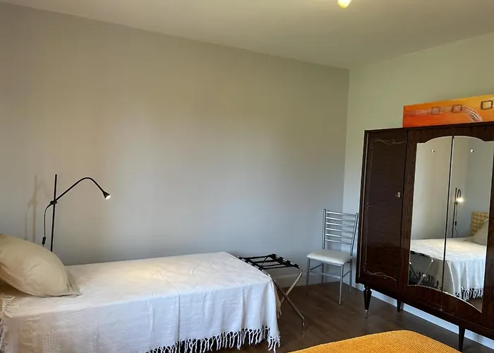 Champêtre Rénové Avec Wifi Et Parking à Pierrefitte-sur-loire, 2 - Fr-1-489-347 Pierrefitte-sur-Loire